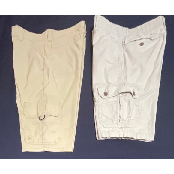 **BACK TO SCHOOL** Bundle of 2 Pair of Boys Shorts Size 16 - Picture 1 of 5